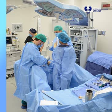 Slider image (9) Dr. Victor Mendoza - Urologist